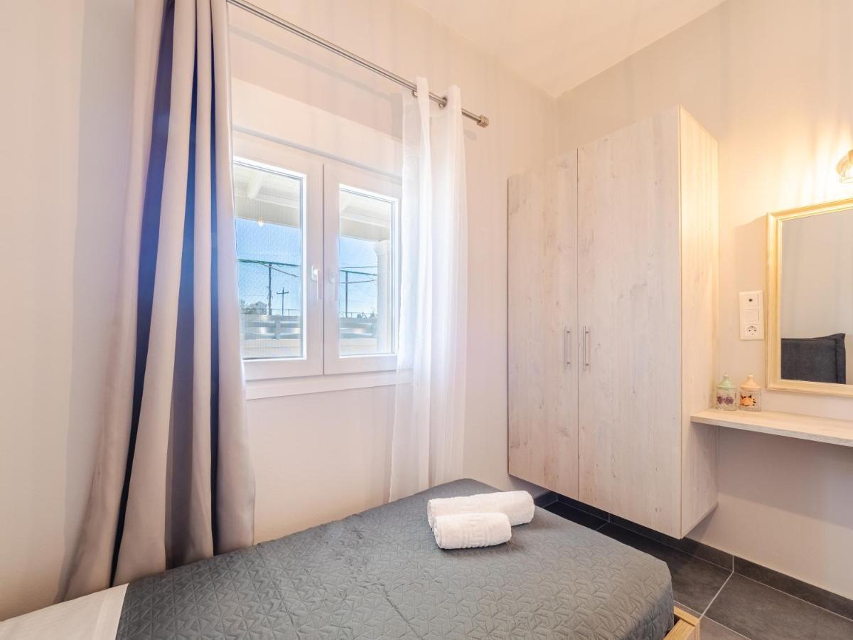 M&K - Maria'S Stylish Apartment Near Alykes Beach Corfu  Екстер'єр фото