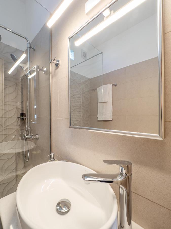 M&K - Maria'S Stylish Apartment Near Alykes Beach Corfu  Екстер'єр фото