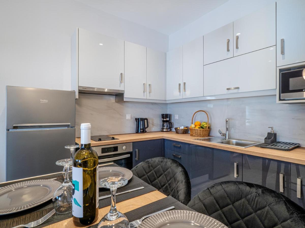 M&K - Maria'S Stylish Apartment Near Alykes Beach Corfu  Екстер'єр фото